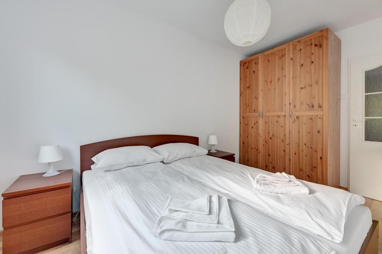 Wave Apartments - Tysiaclecia กดัญสก์ ภายนอก รูปภาพ